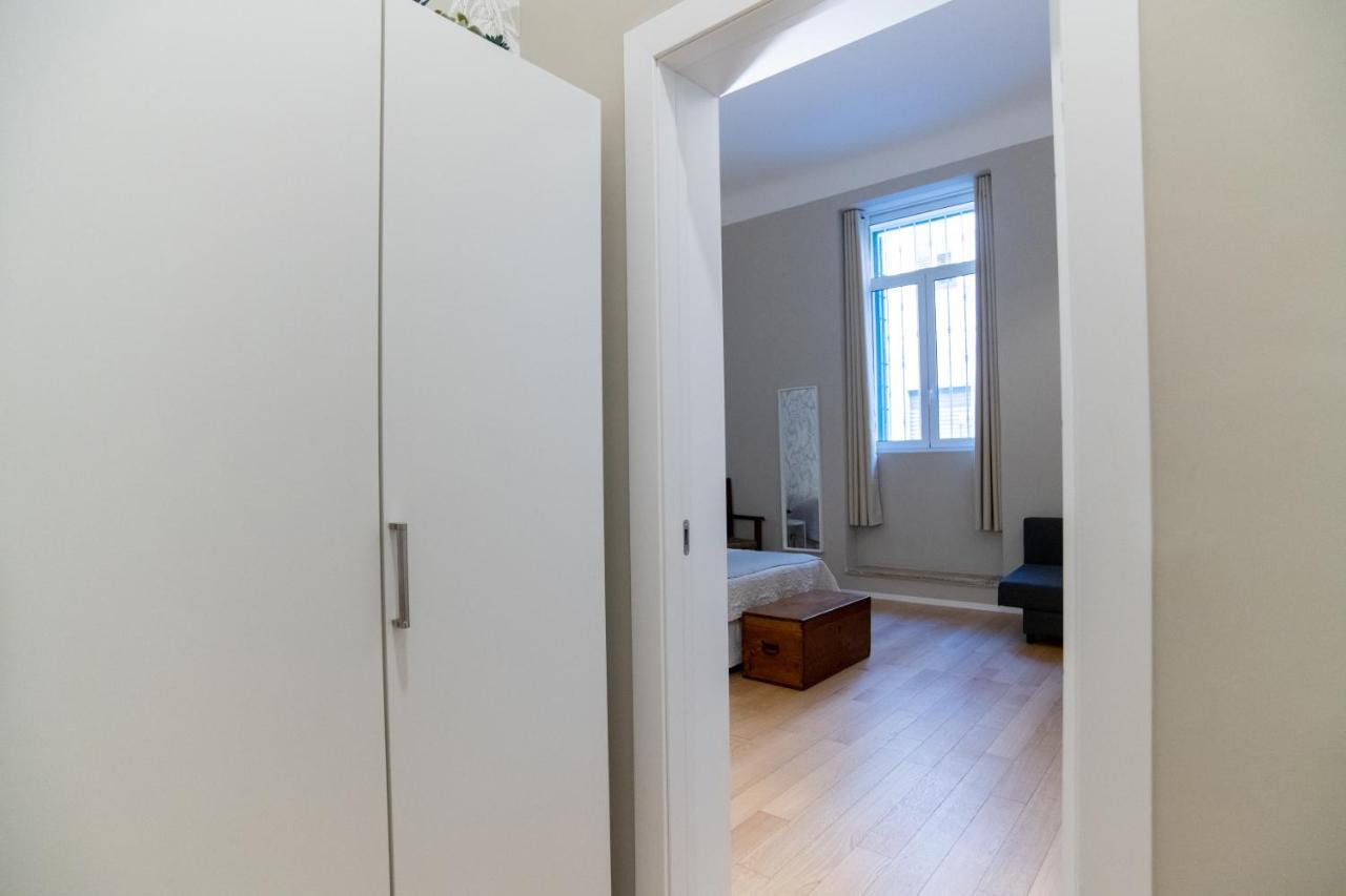 Room24 R Bari Esterno foto