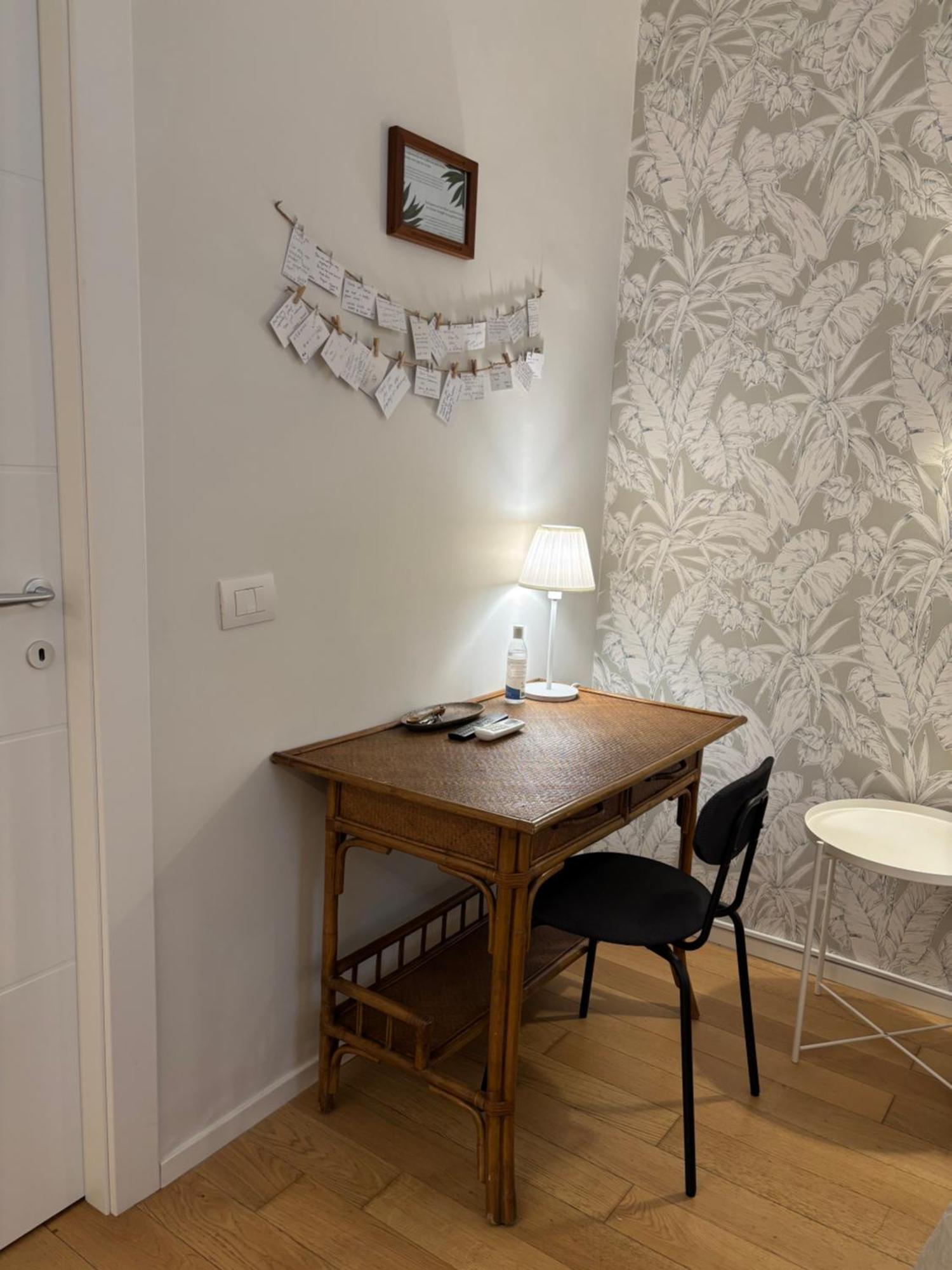 Room24 R Bari Esterno foto